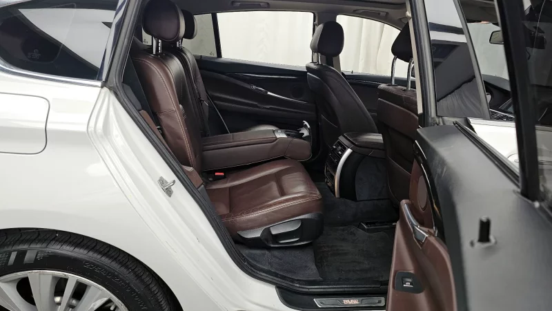 BMW 5-Series Gran Turismo