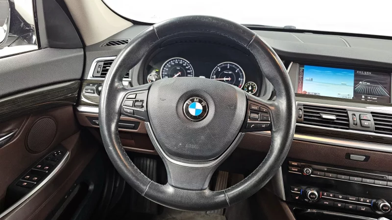 BMW 5-Series Gran Turismo