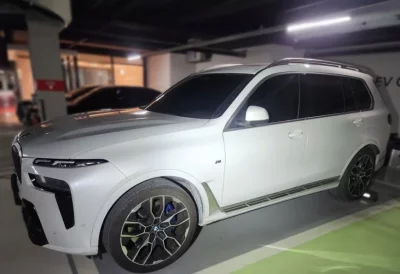 BMW X7