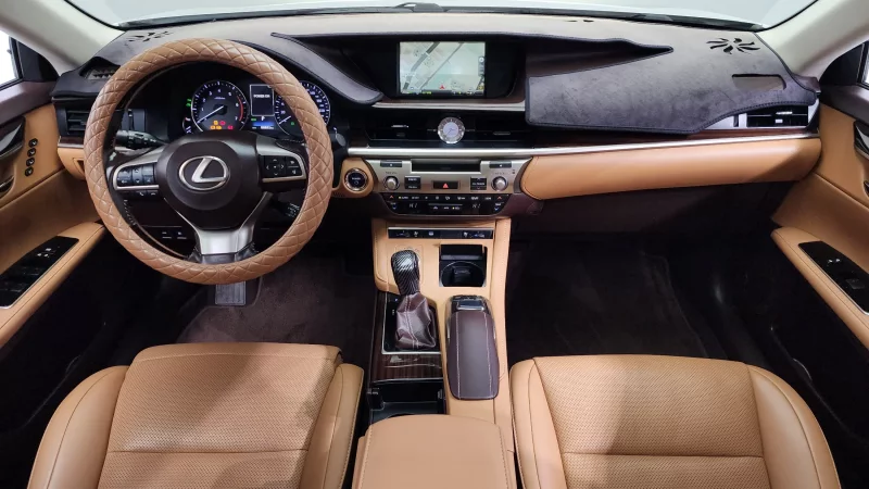 Lexus ES300h