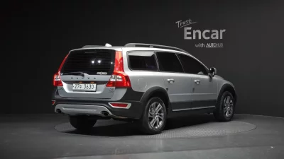 Volvo XC70