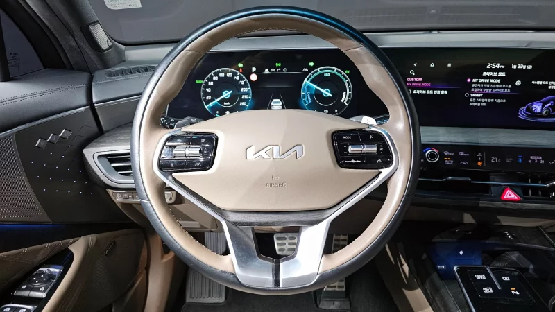 Kia K8