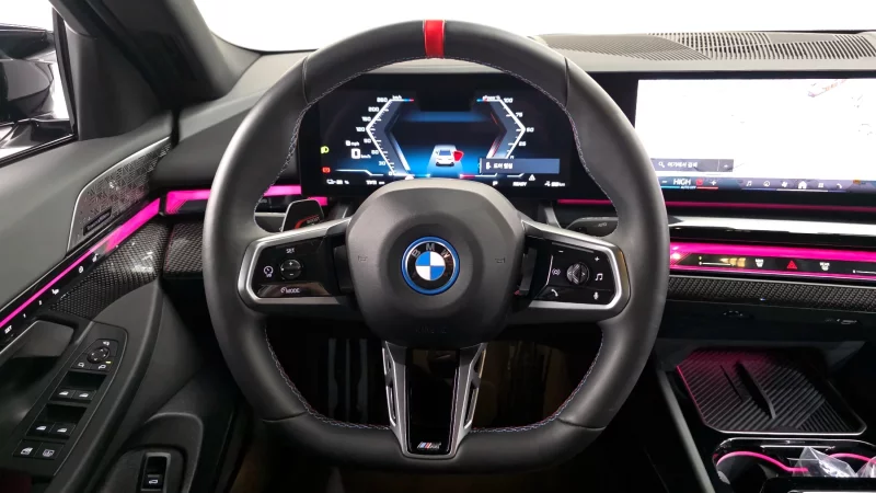 BMW i5