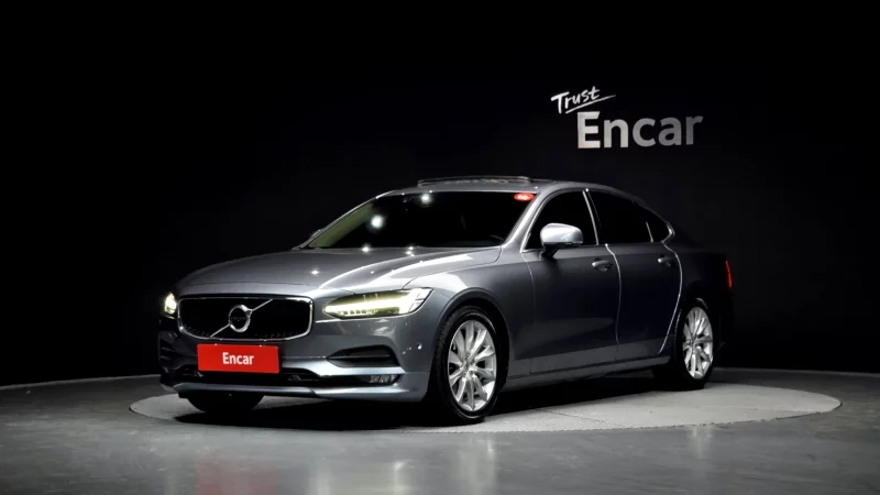 Volvo S90