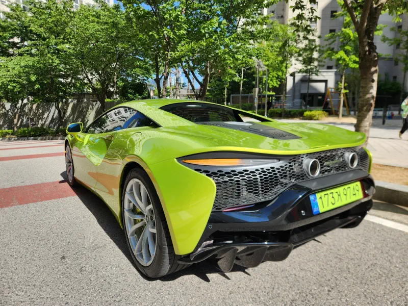Mclaren Artura