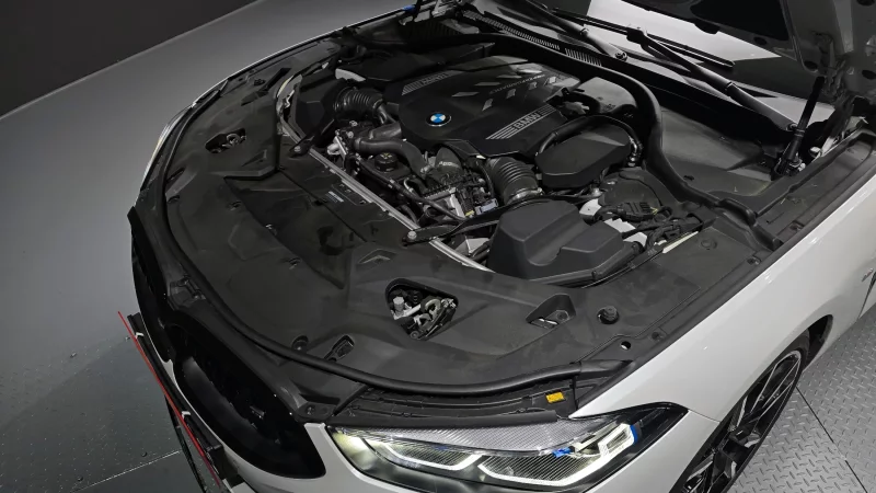 BMW 8-Series