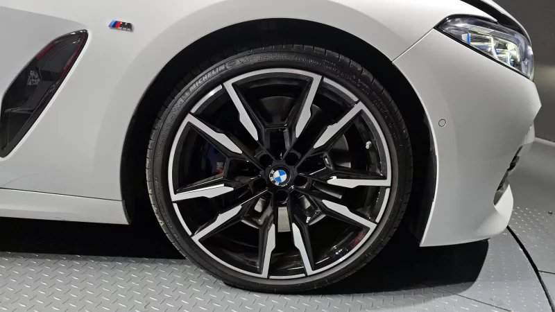BMW 8-Series