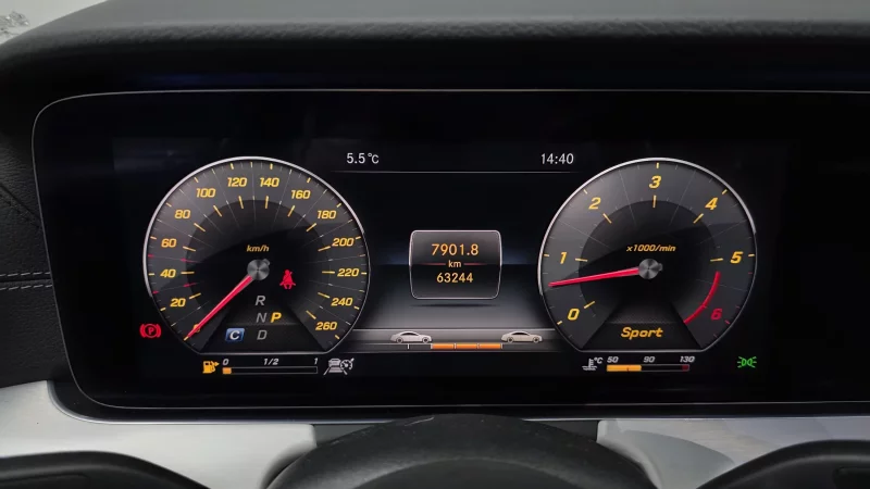 Mercedes-Benz CLS-Class