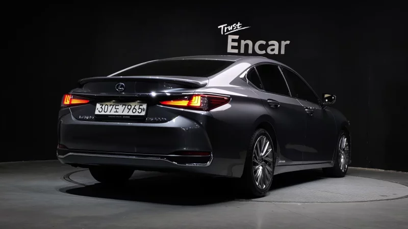 Lexus ES300h