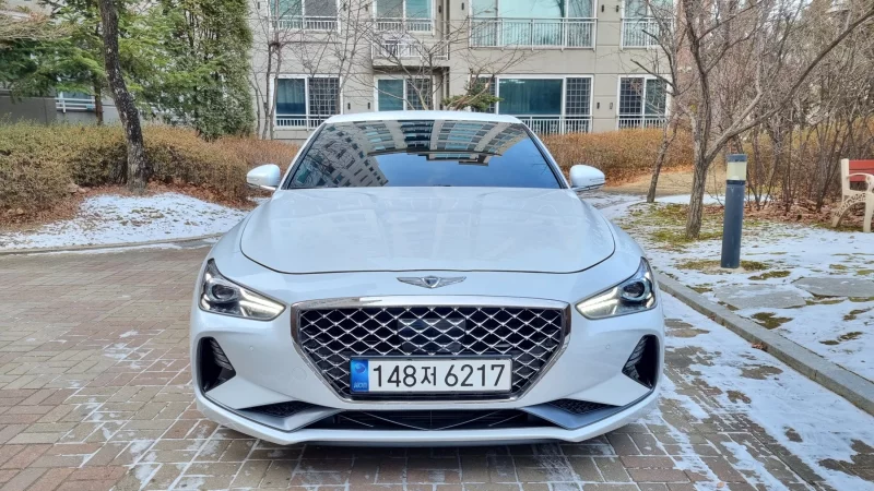 Genesis G70