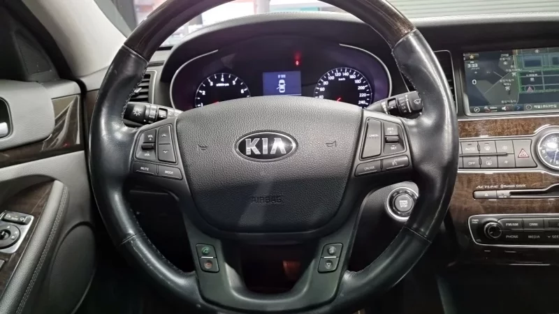 Kia K7