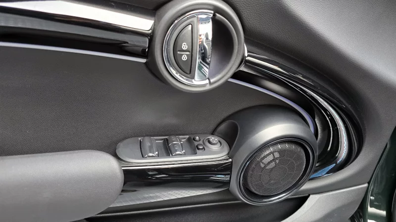 MINI Cooper Convertible