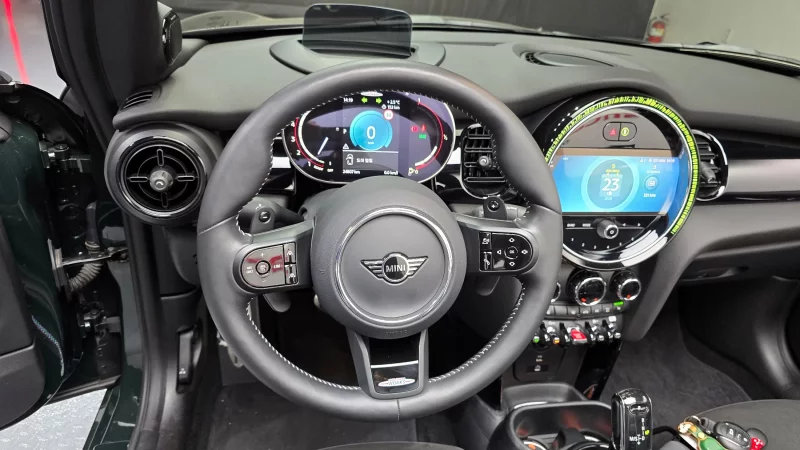 MINI Cooper Convertible