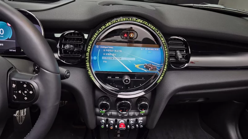 MINI Cooper Convertible