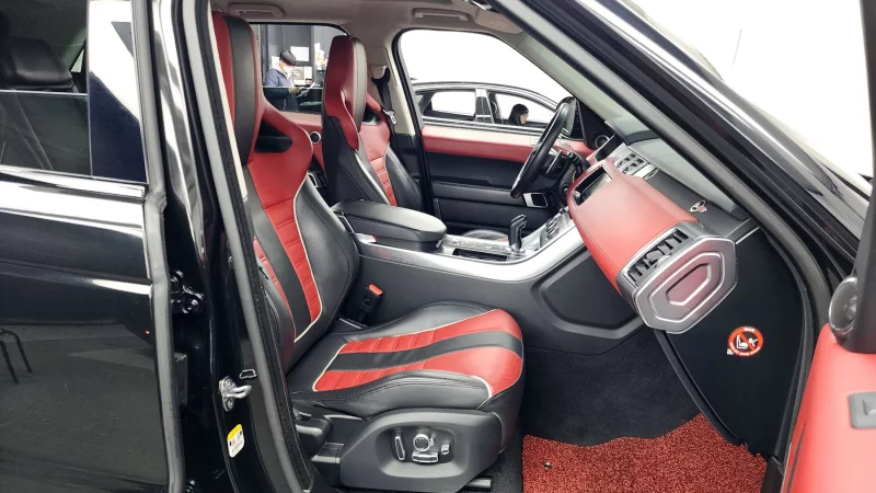 Land Rover RANGE ROVER SPORT