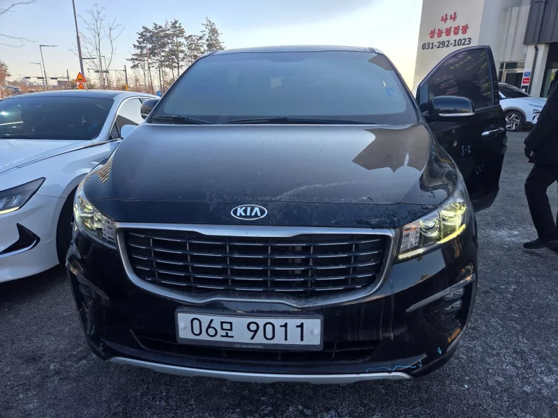 Kia Carnival