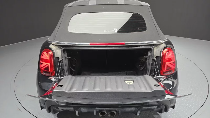 MINI Cooper Convertible