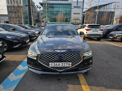 Genesis G90