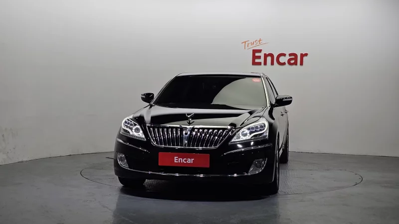 Hyundai Equus