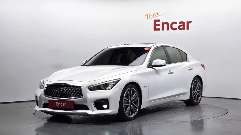 Infiniti Q50