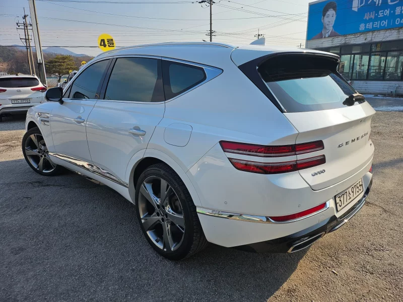 Genesis GV80
