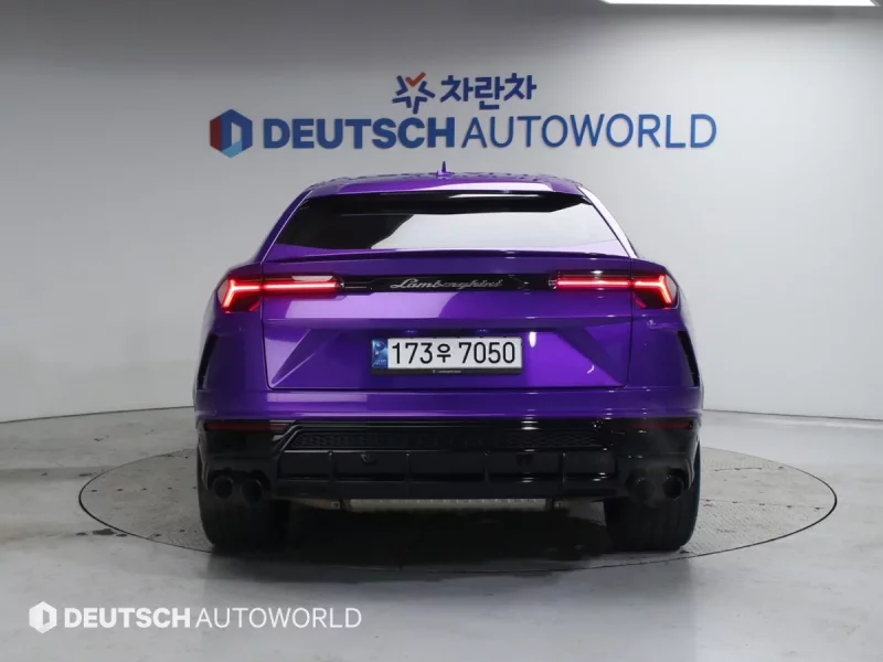 Lamborghini URUS