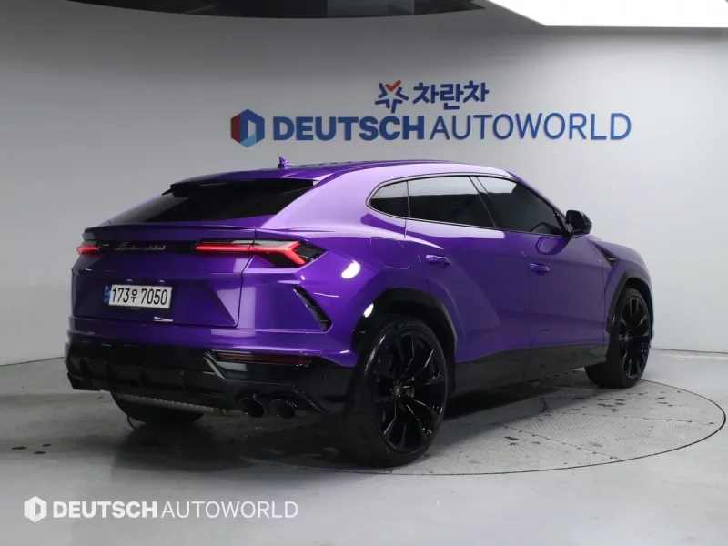 Lamborghini URUS
