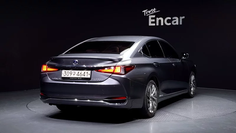Lexus ES300h