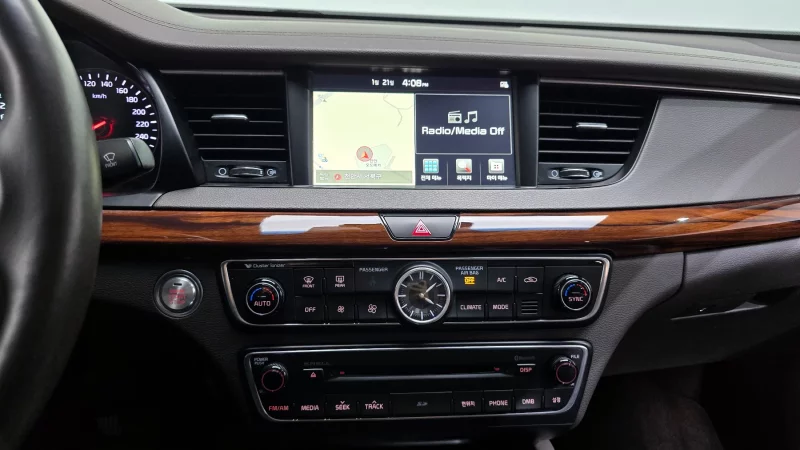 Kia K7