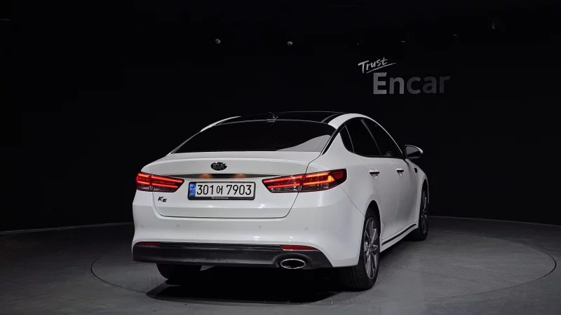 Kia K5