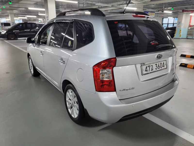 Kia Carens