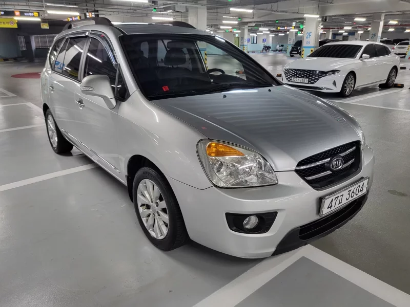 Kia Carens