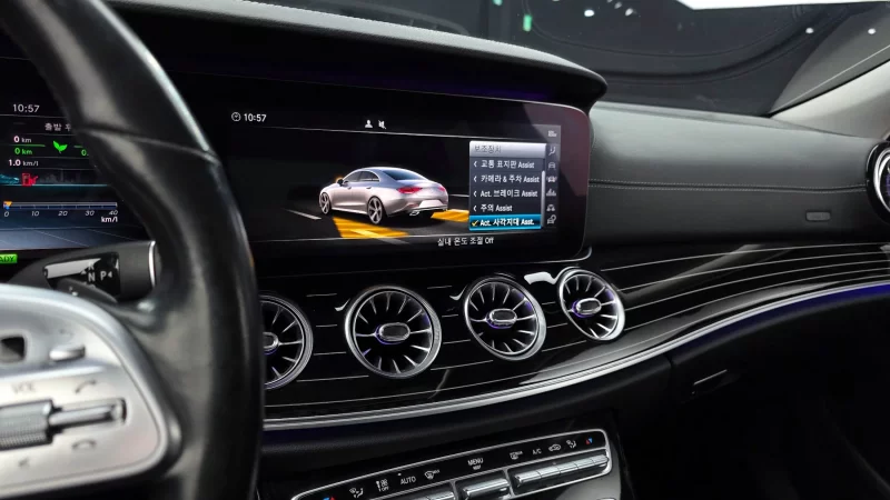 Mercedes-Benz CLS-Class