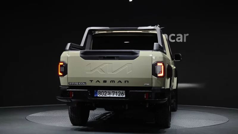 Kia Tasman