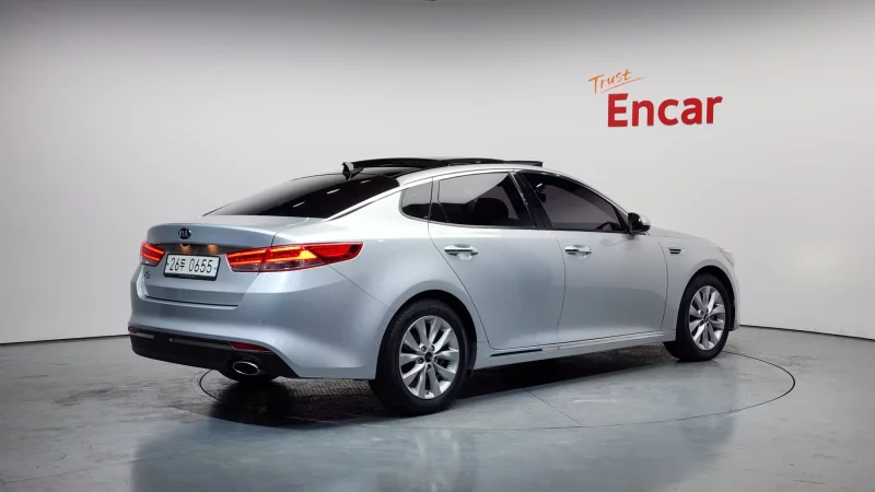 Kia K5