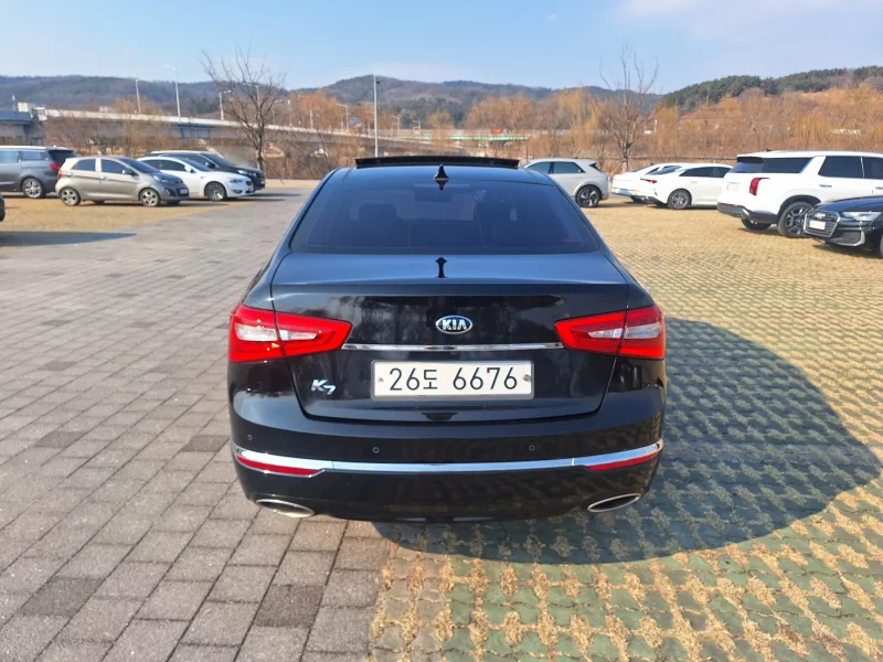 Kia K7