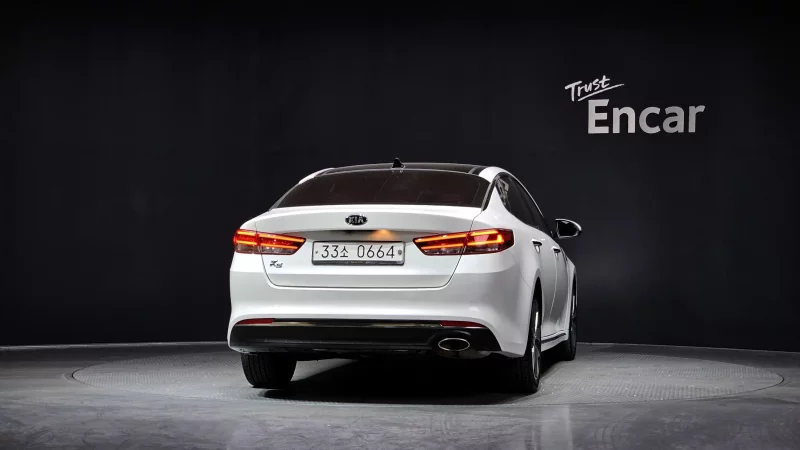 Kia K5