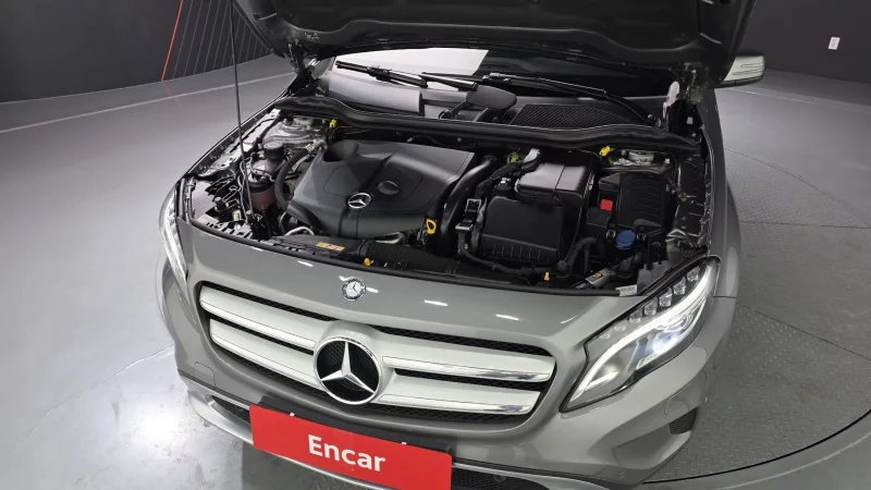 Mercedes-Benz GLA-Class