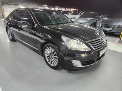 Hyundai Equus