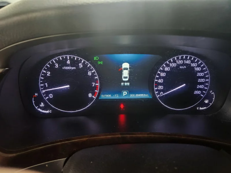 Hyundai Equus