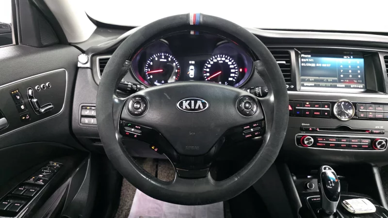 Kia K9