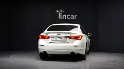 Infiniti Q50