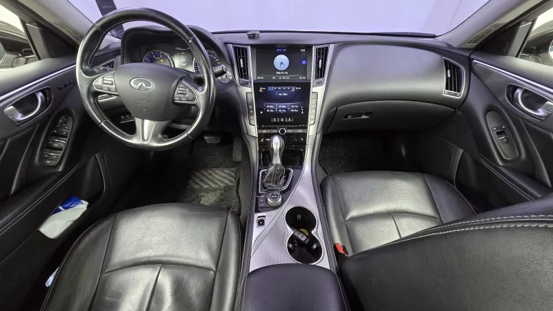 Infiniti Q50