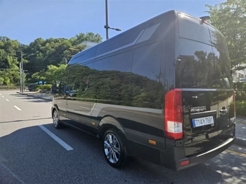 Hyundai H1