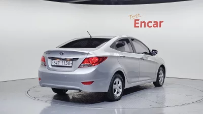 Hyundai Accent