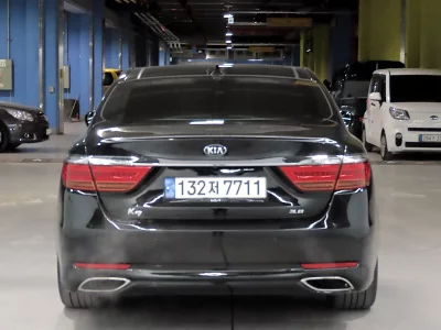 Kia K9