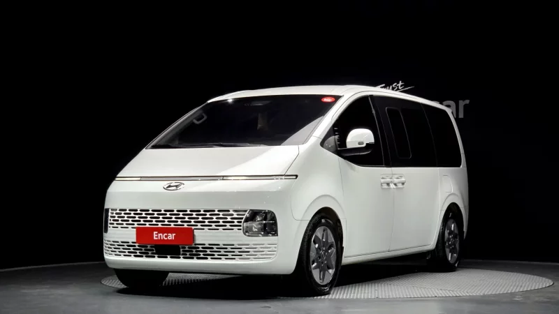 Hyundai Staria
