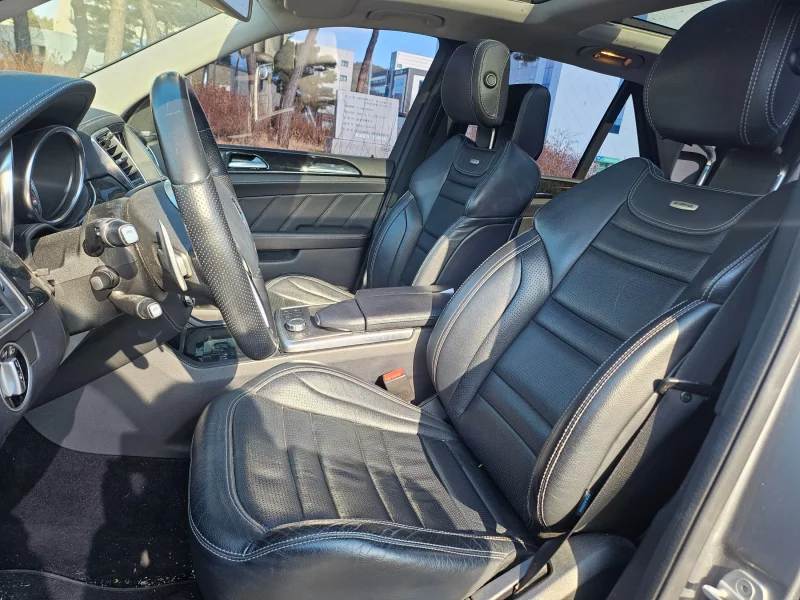 Mercedes-Benz M-class