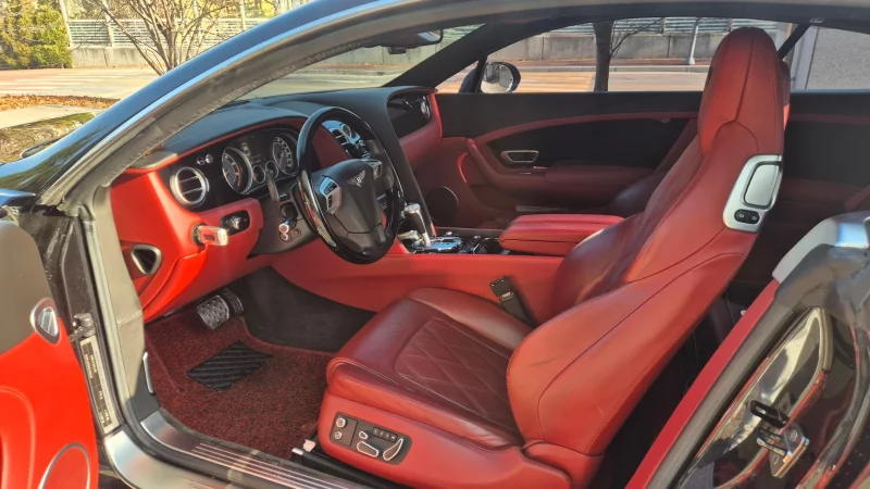 Bentley Continental GT