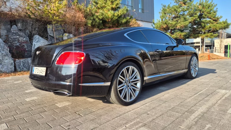 Bentley Continental GT